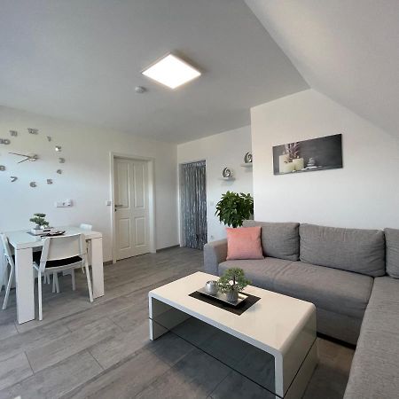 Moderne Wohnung Nah Am Cappenberger-See, 1-4 Gaeste リューネン エクステリア 写真