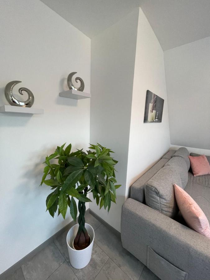 Moderne Wohnung Nah Am Cappenberger-See, 1-4 Gaeste リューネン エクステリア 写真